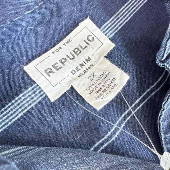 For The Republic Denim Shirt Womens 2X Blue Striped Button-Down Tee Mature New - Picture 4 of 8